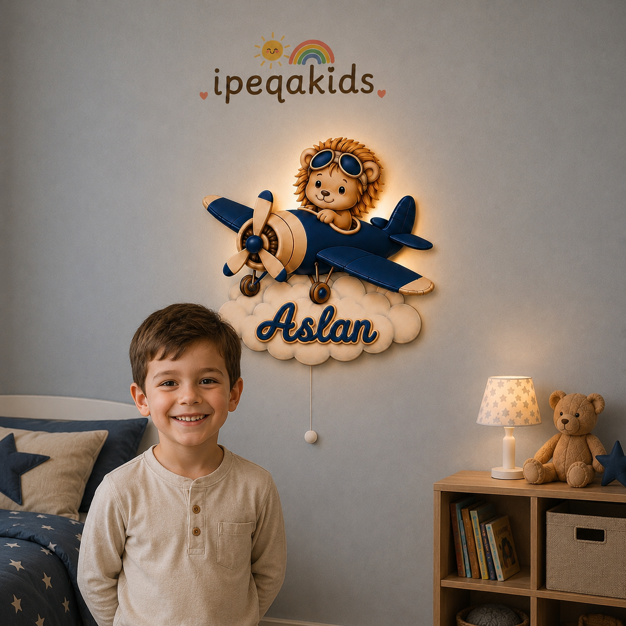 Kişiye Özel İsimli Aslan Uçak LED Ahşap Gece Lambası