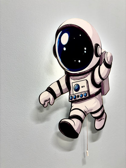 Astronot Led Işıklı Bebek Odası Ahşap Duvar Dekoru - Gece Lambası