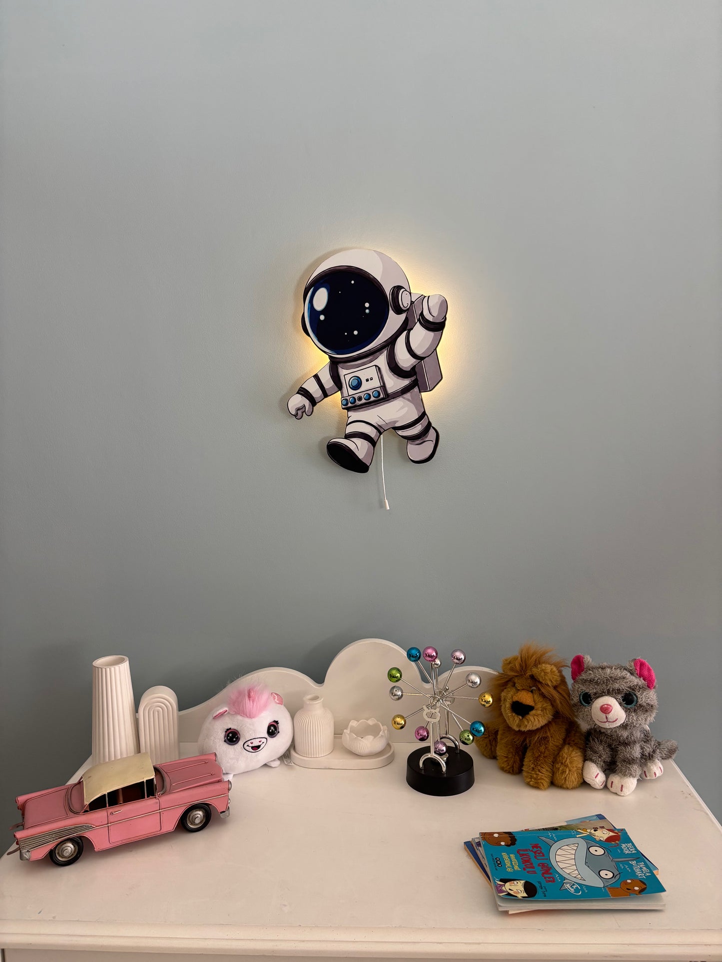 Astronot Led Işıklı Bebek Odası Ahşap Duvar Dekoru - Gece Lambası