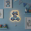 Yarışçı Rakun Led Işıklı Bebek Odası Ahşap Duvar Dekoru - Gece Lambası