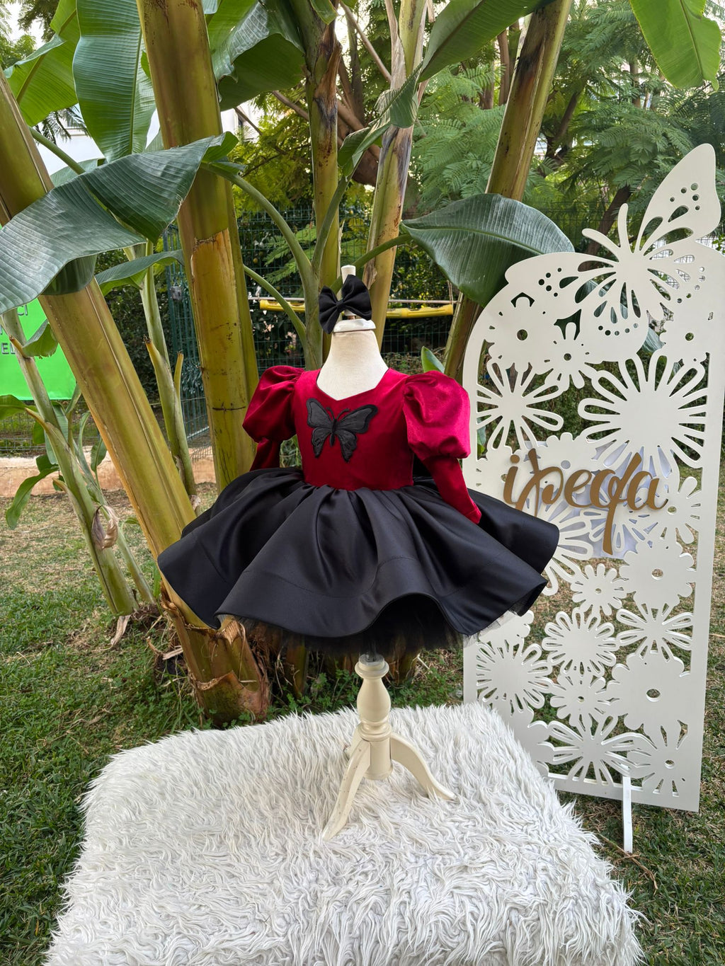 Bordo Kadife Kelebek Aplikli Kız Çocuk Abiye - Bebek Doğum Günü Elbisesi - ipeqakids – kız çocuk elbisesi