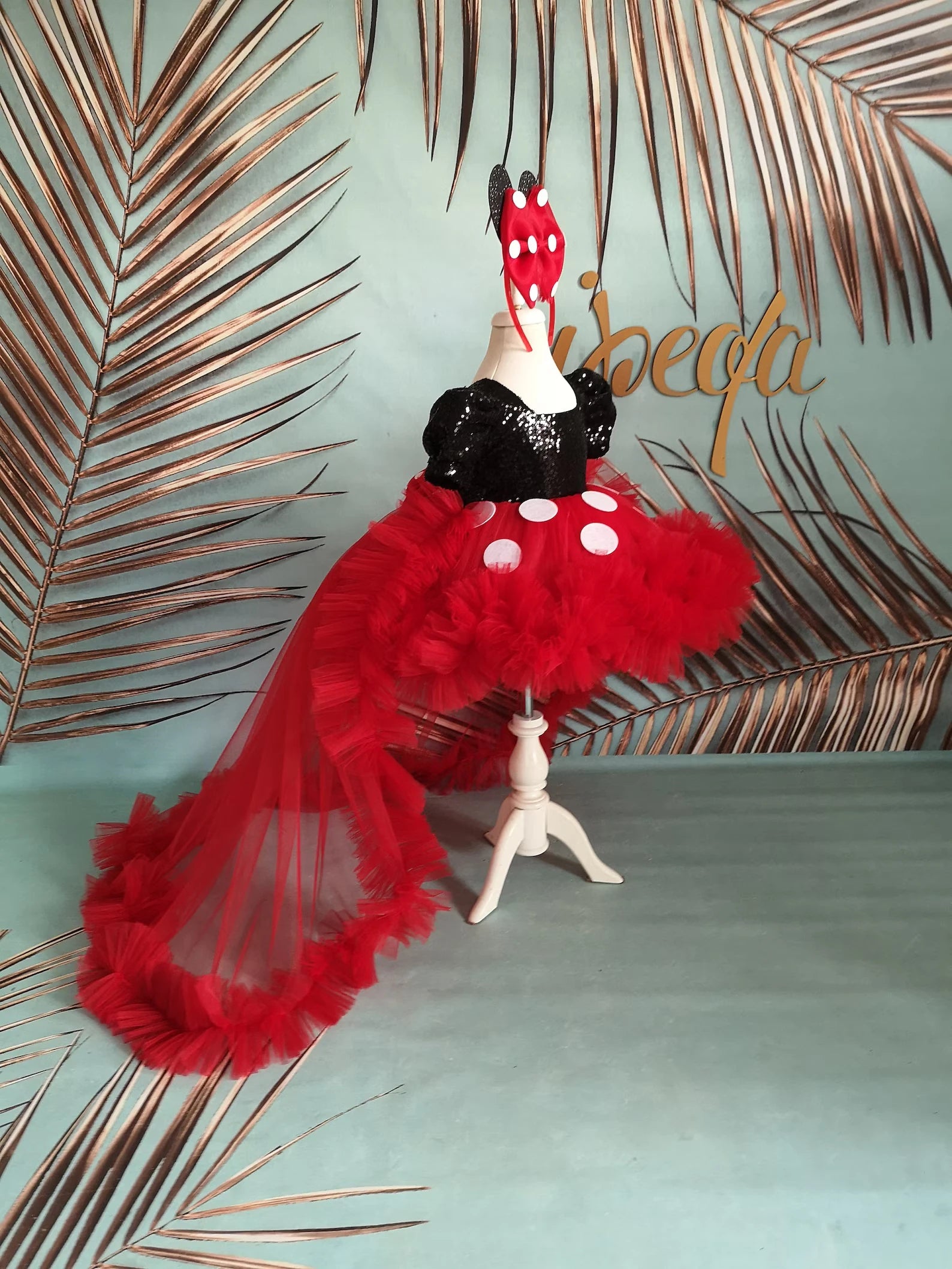 Kız Çocuk Mickey Mouse Kostümü TAÇ DAHİL- Çocuk Abiye Elbise -ipeqakids – kız çocuk elbisesi