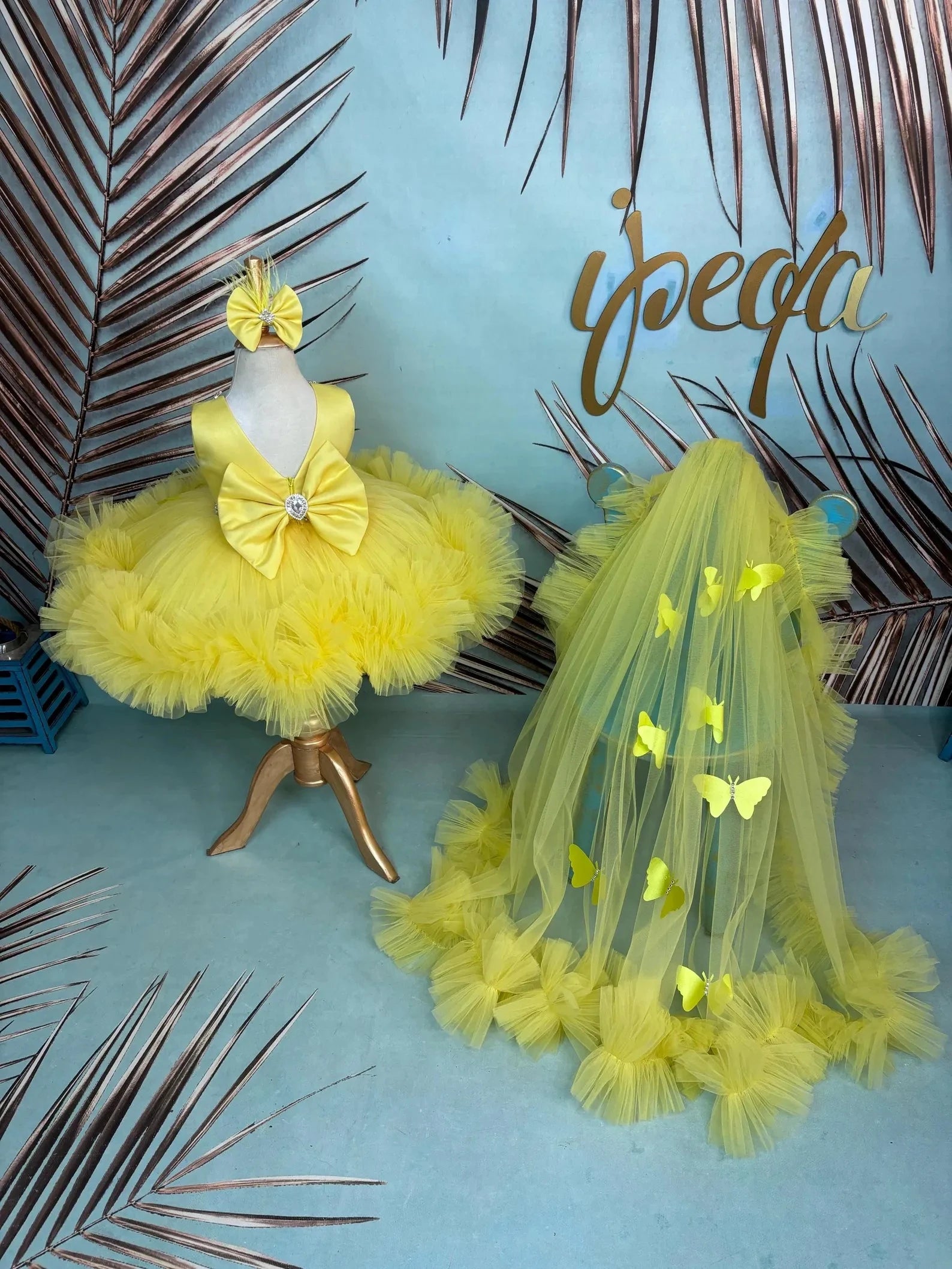 Sarı Kelebekli ve Kristalli Kız Çocuk Abiye - Bebek Düğün Elbisesi - ipeqakids – kız çocuk elbisesi