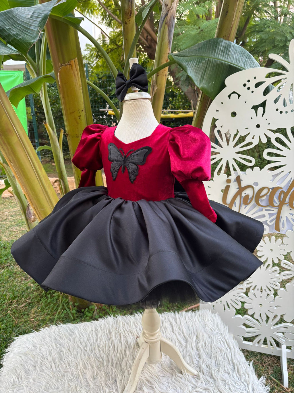 Bordo Kadife Kelebek Aplikli Kız Çocuk Abiye - Bebek Doğum Günü Elbisesi - ipeqakids – kız çocuk elbisesi