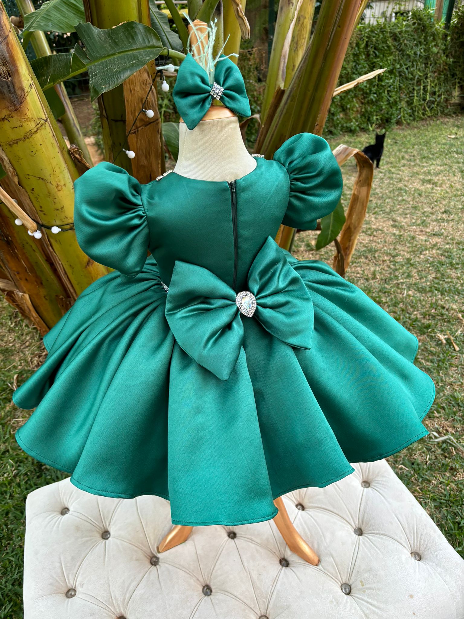 Yeşil Saten Kloş Kristalli Kız Çocuk Abiye - Bebek Doğum Günü Elbisesi - ipeqakids – kız çocuk elbisesi