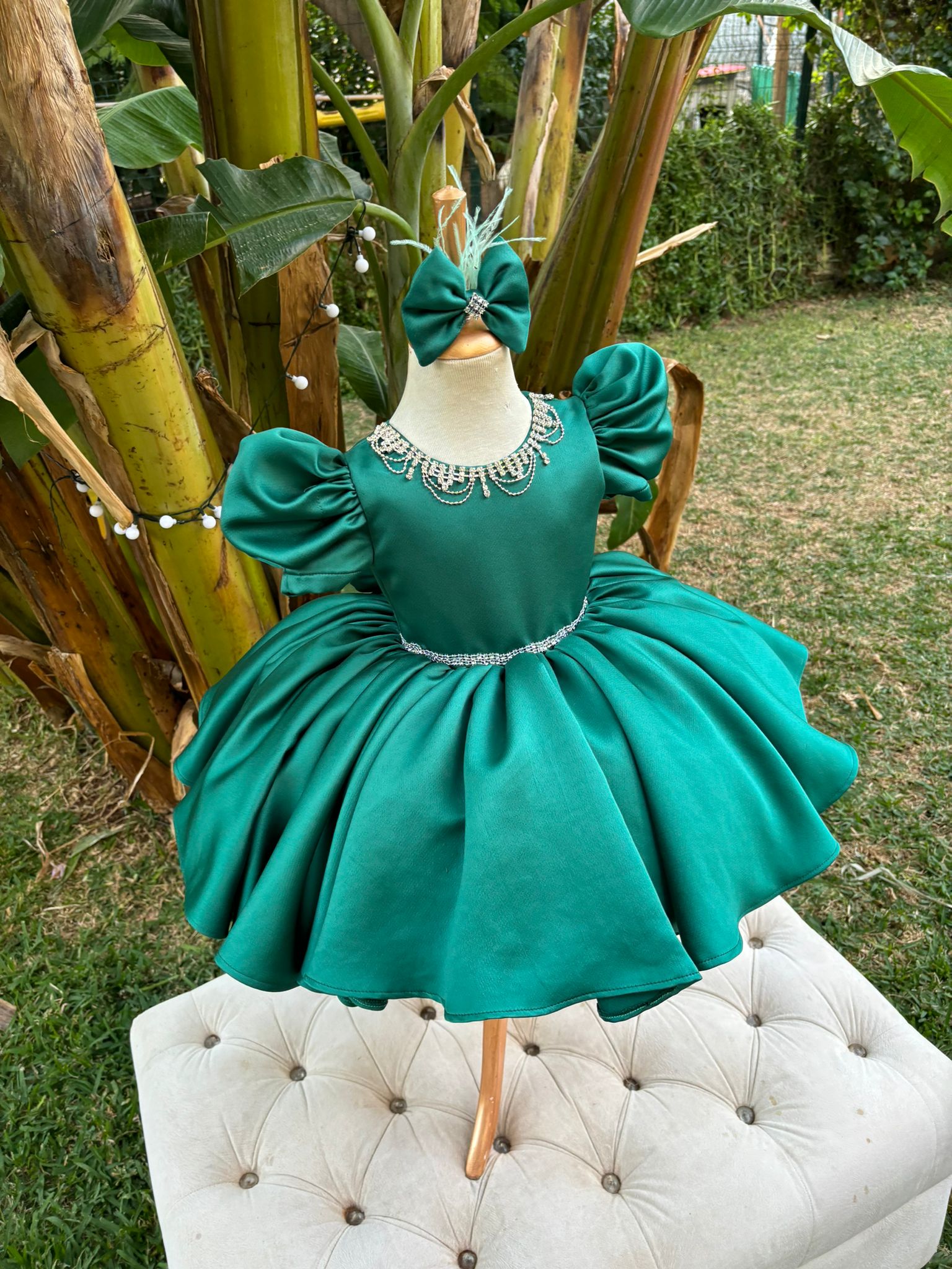 Yeşil Saten Kloş Kristalli Kız Çocuk Abiye - Bebek Doğum Günü Elbisesi - ipeqakids – kız çocuk elbisesi