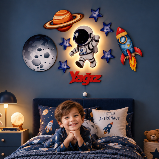 Kişiye Özel İsimli Astronot 10’lu LED Ahşap Gece Lambası